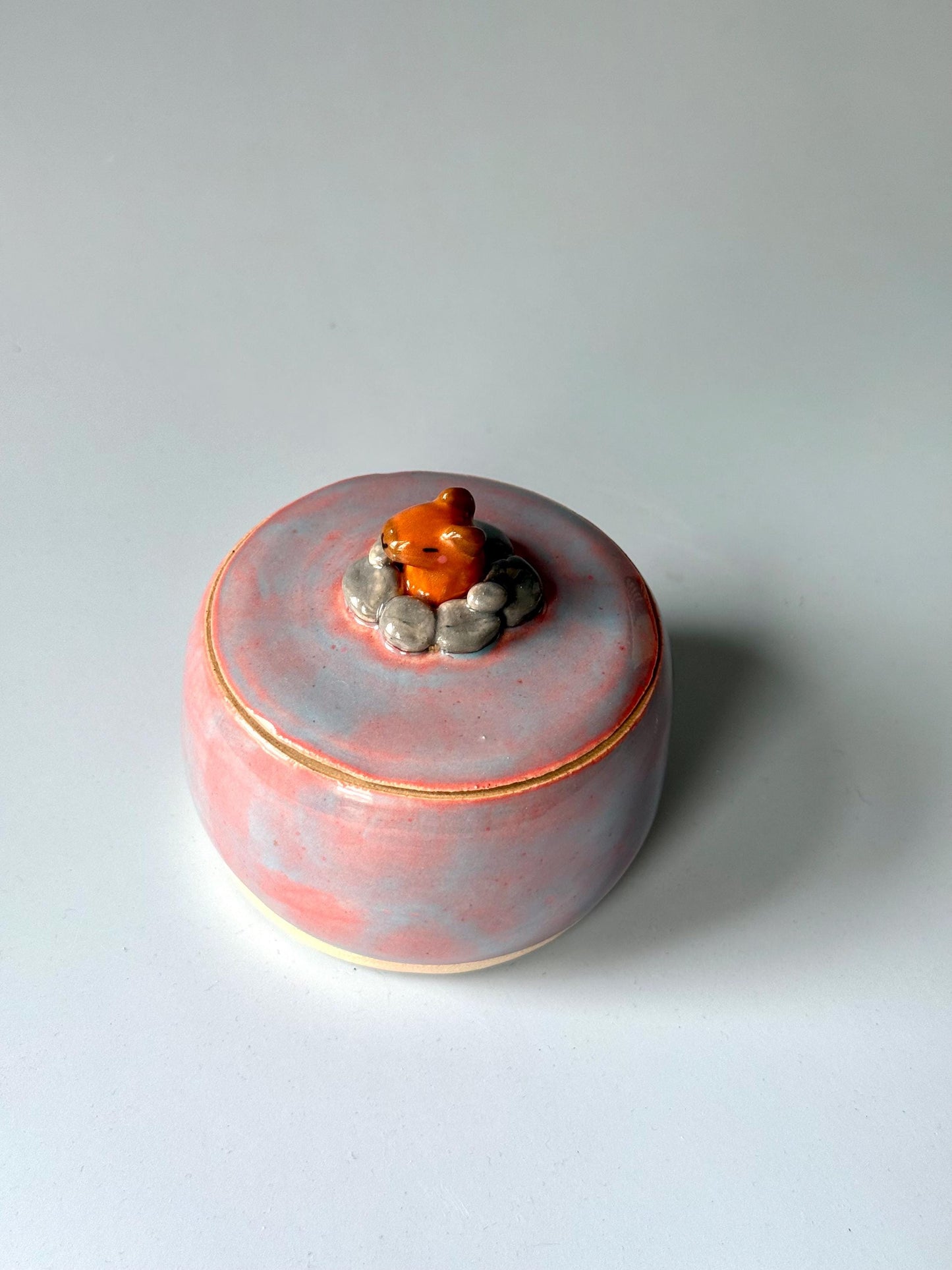 Capybara Hot Spring Ceramic Jar / Pot