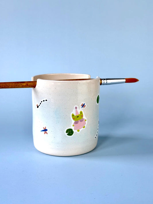 Multiple Frogs Sticker Effect Paintbrush Pot / Paint Water Cup