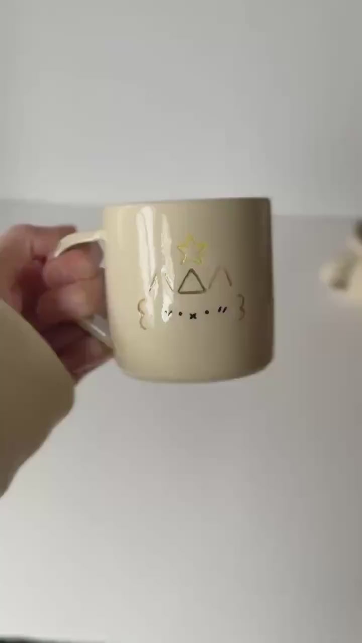 Party Kaomoji Brown Cat Handmade Unique Mug